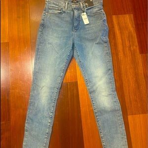 Express skinny high rise size 6R denim perfect
